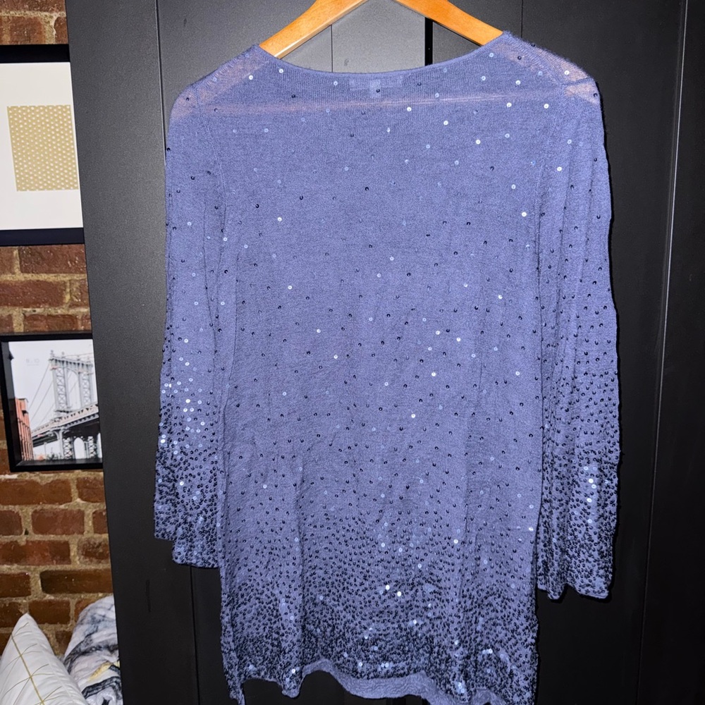 Armand Diradourian 100% cashmere sweater.